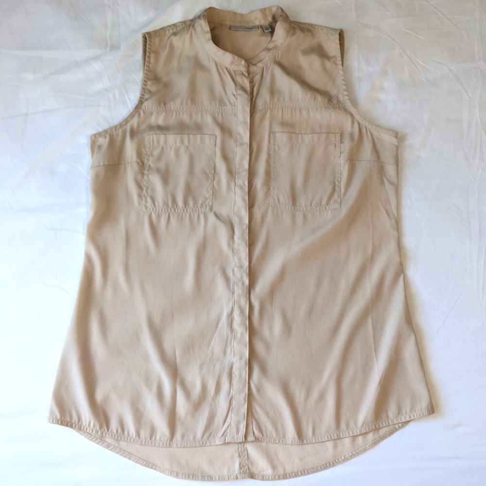 Halogen Nude Sleeveless Button Down Shirt Size Small
